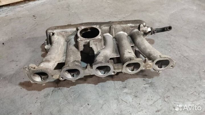 Впускной коллектор Volvo S60 (2000 - 2004) 9447005