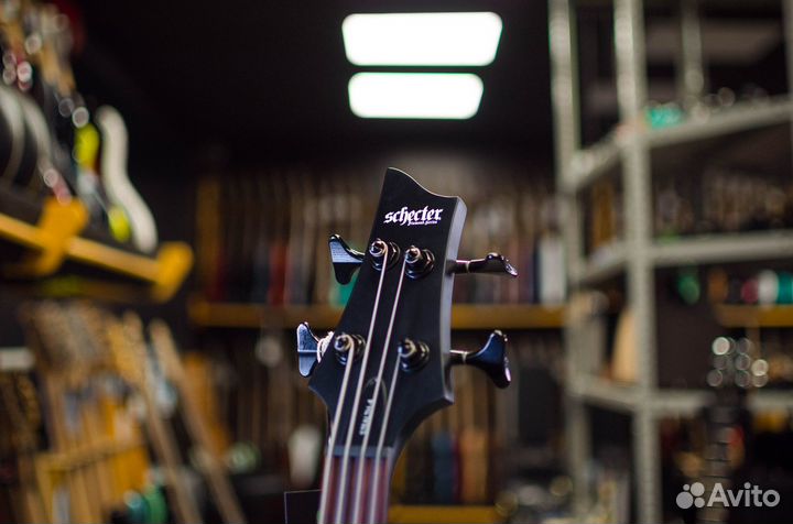 Schecter Stiletto Stealth-4 SBK