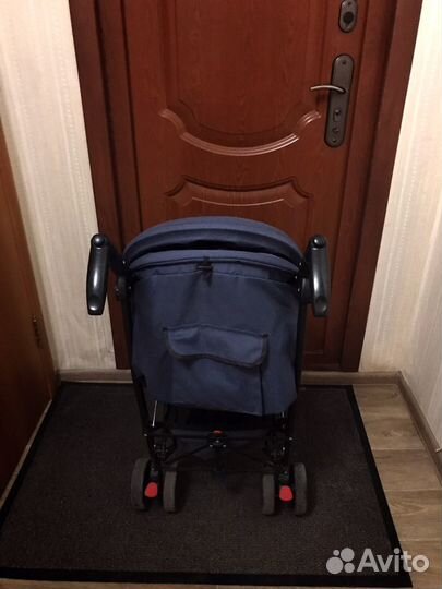Коляска прогулочная
