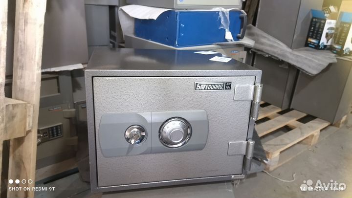 Сейф отличный - Бесплатная Доставка