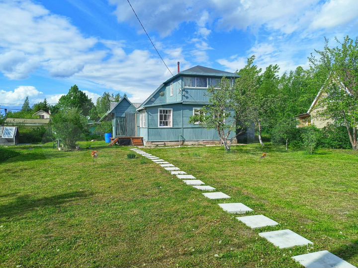 Дом 53 м² на участке 6 сот.