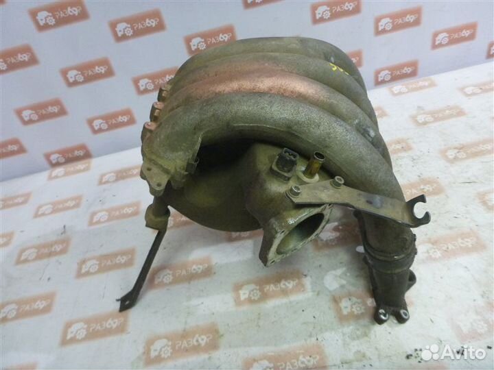 Коллектор впускной Audi A4 B5 ADR 1995