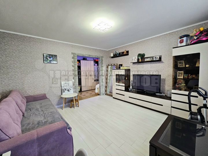 2-к. квартира, 59,5 м², 2/10 эт.