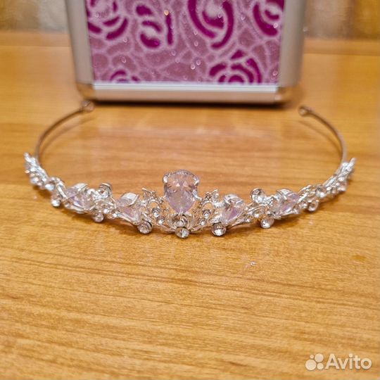 Свадебная диадема