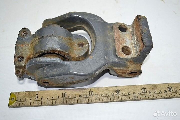 Кронштейн ящика аккумулятора volvo FH (01.12)