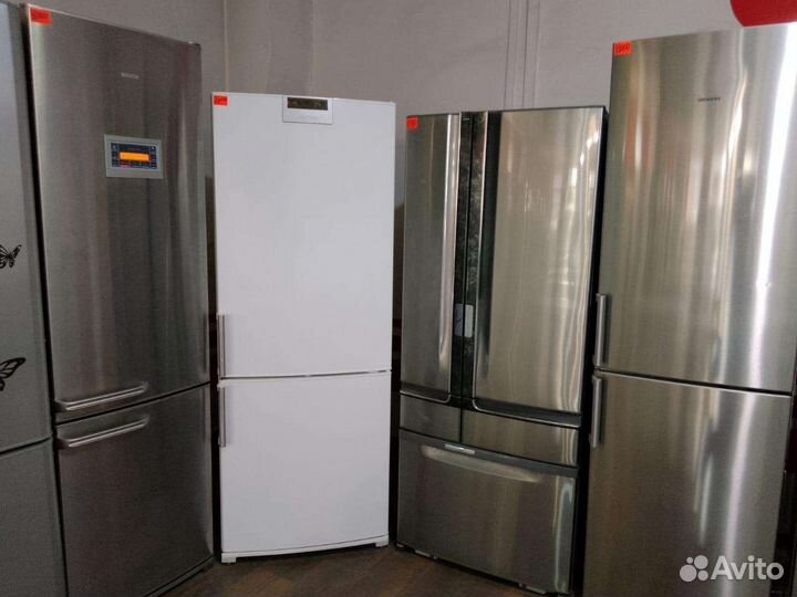 Холодильник б/у серый металлик двухкамерный