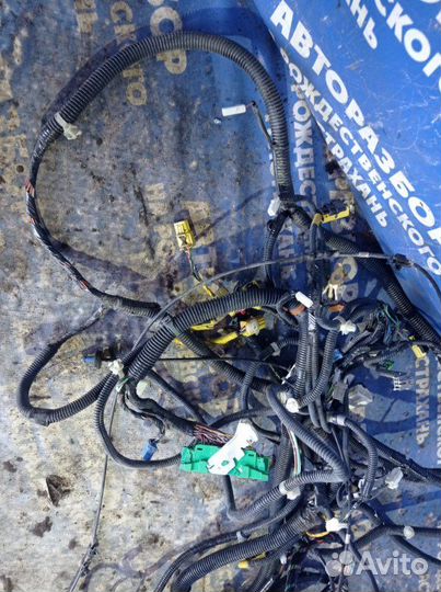 Проводка салона Honda Fit хэтчбек 2012