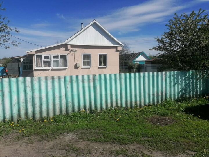 Дом 40 м² на участке 20 сот.