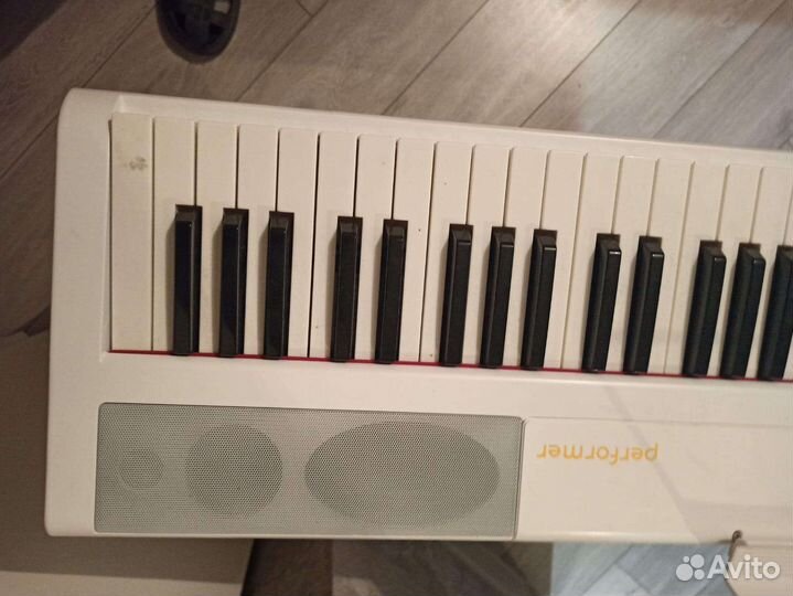 Цифровое пианино Artesia Performer