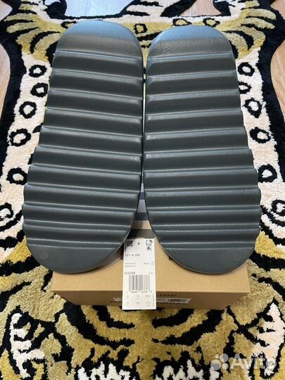 Yeezy Slide 