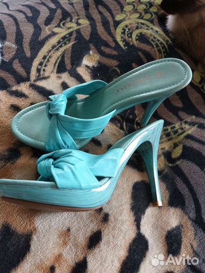 Шлепанцы 38 размер