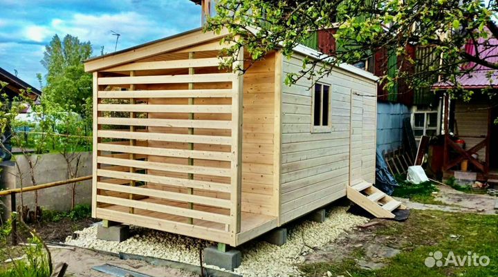 Хозблок деревянный дачный домик