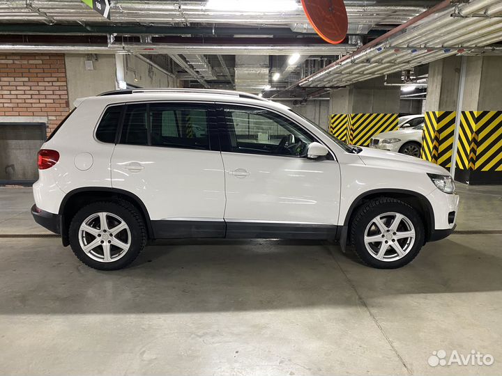 Volkswagen Tiguan 2.0 AT, 2012, 135 500 км