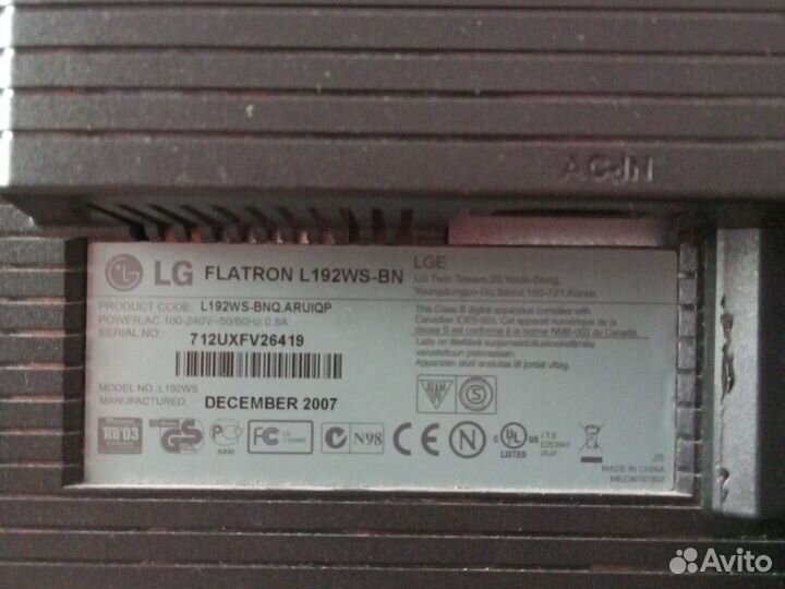 Монитор LG flatron L192WS-BN