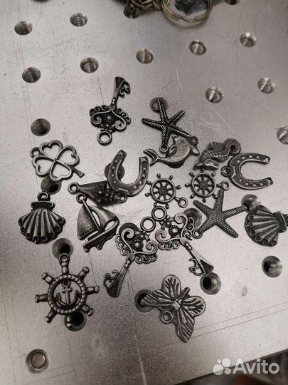 Сувениры Медали Брелоки