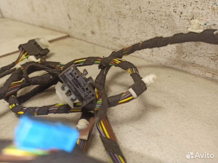 Проводка (коса) крышки багажника