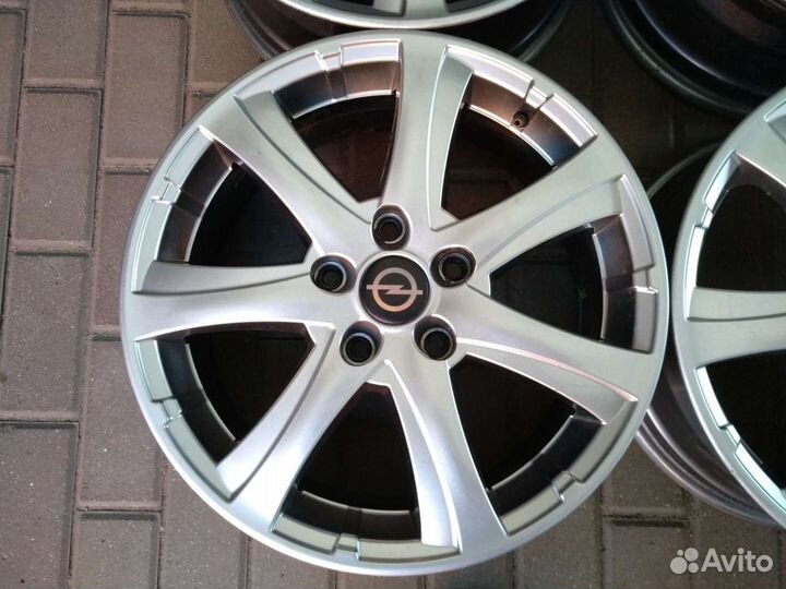 Литьё Прома r-17 (5x120) 4 шт. б/у