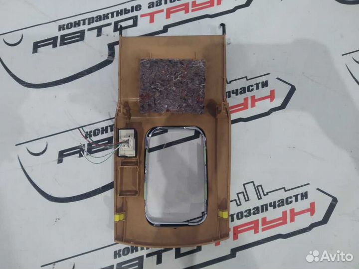 Консоль кпп toyota mark II mark II blit verossa GX