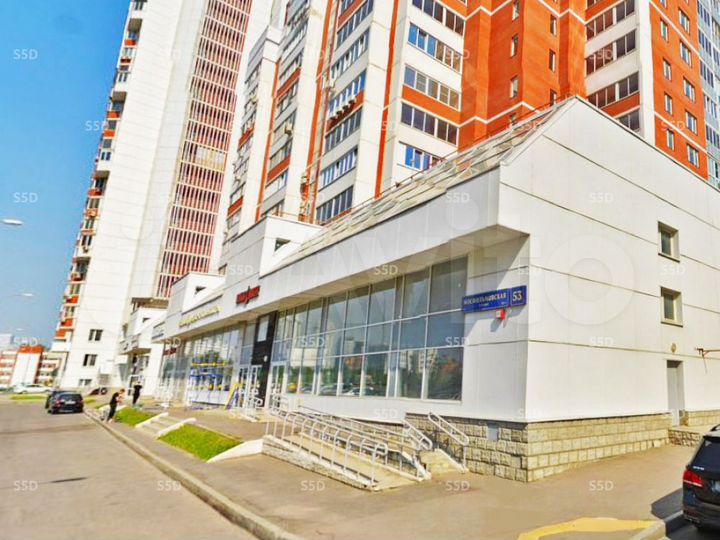 Продам торговое помещение, 692 м²