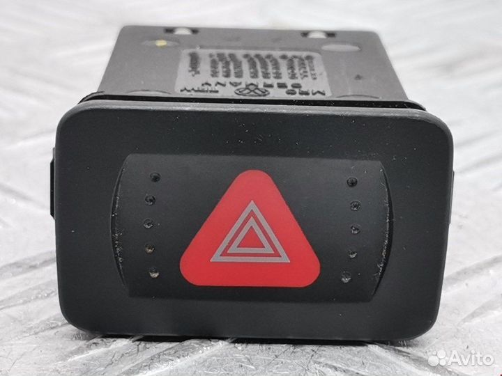 Кнопка для Volkswagen Golf 4