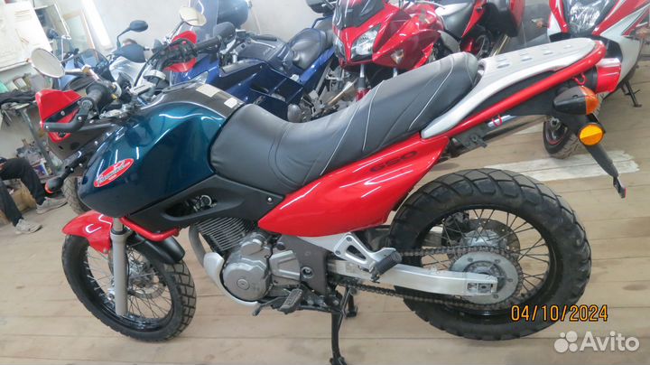 Suzuki XF650