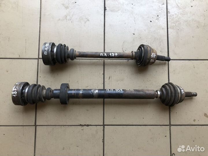 Привод передний Volkswagen Vento 1.8