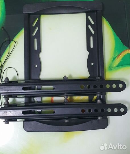 Кронштейн 43 для телевизора новый