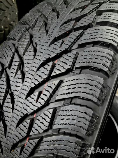 Nokian Tyres Hakkapeliitta R3 215/65 R16 102R