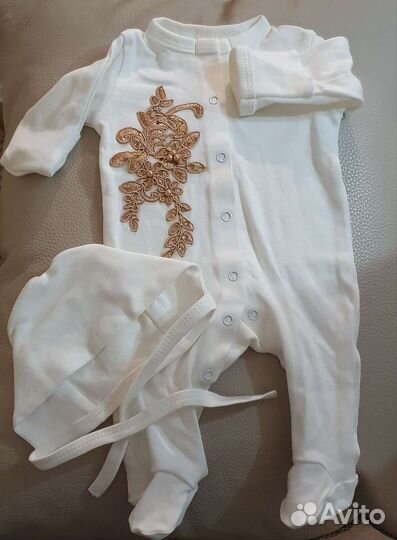 Комплект для выпиписки из Роддома или Крещения