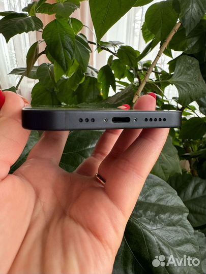 iPhone 12, 256 ГБ