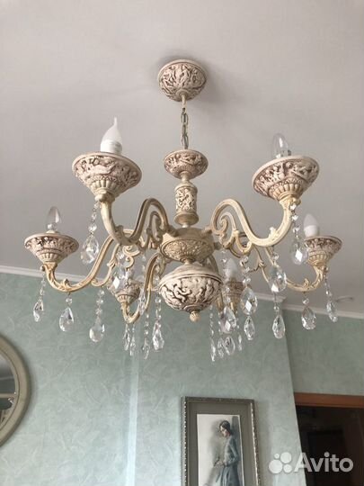 Итальянская люстра из керамики