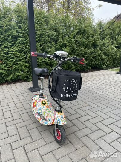 Детский электросамокат