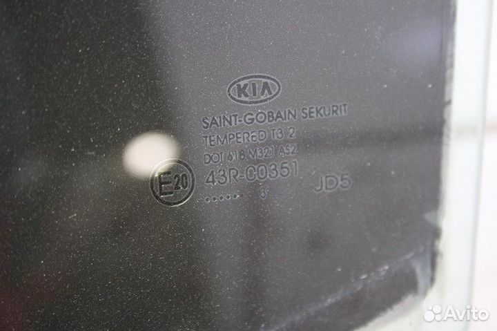 Стекло двери задней левой Kia Ceed JD (2012—2015)