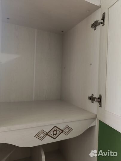 Шкаф пенал и угловая полка бу для детской