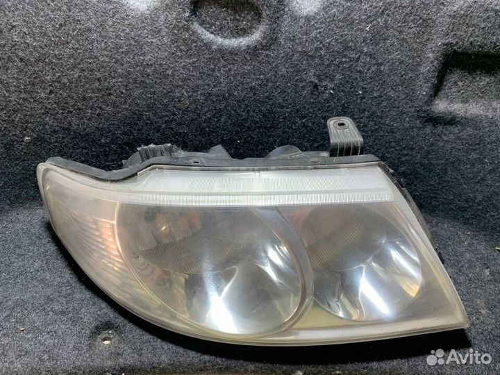Фара передняя правая Nissan Almera Classic