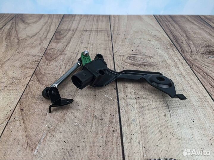 Датчик дорожного просвета Audi A4 задний левый