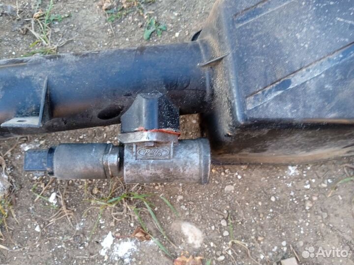 Клапан холостого хода Форд Скорпио 1