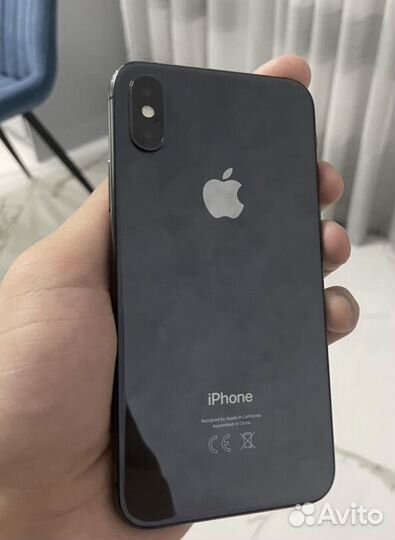 iPhone Xs, 64 ГБ