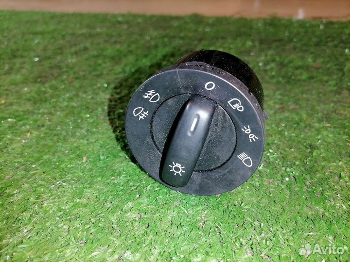 Переключатель света фар Volkswagen Passat b6 3C2 3