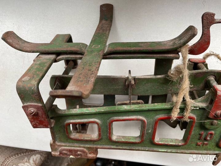 Весы чугунные