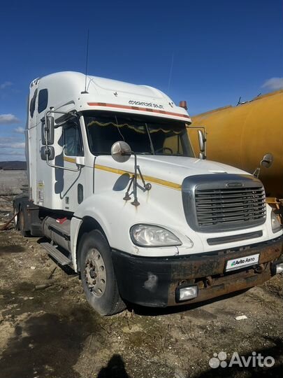 Freightliner CL120064ST, 2003