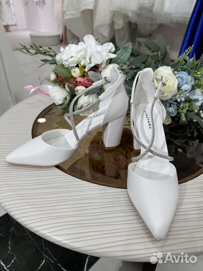 Туфли женские белые свадебные