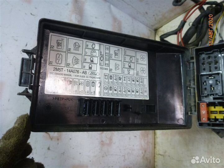 Проводка моторного отсека Ford Focus DFW eydk 2004