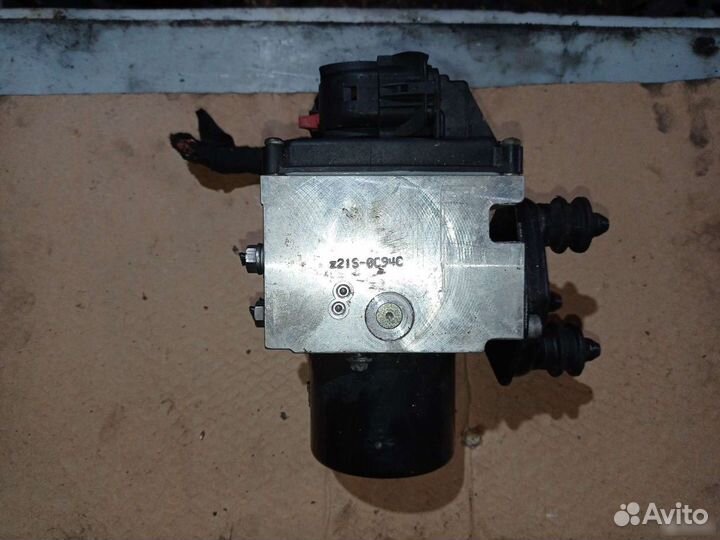 Passat B6 VW Пассат Блок ABS 3C0614095S