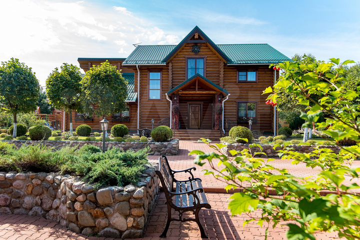 Дом 602 м² на участке 45 сот.