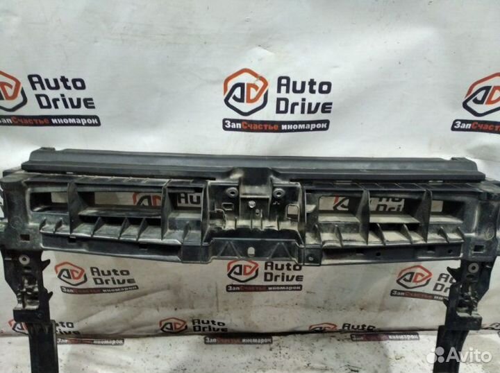 Панель предняя (телевизор) Volkswagen Tiguan 2