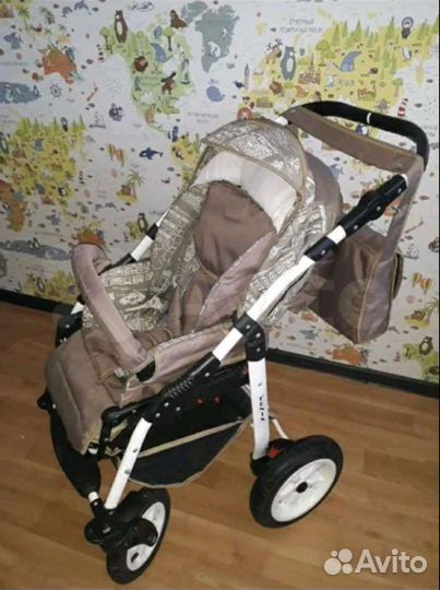 Прогулочная коляска