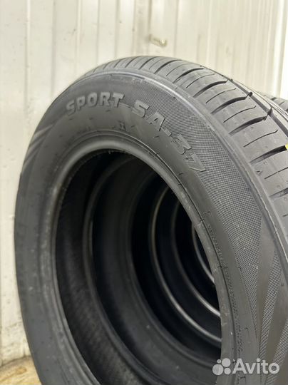 Westlake SA37 245/40 R19