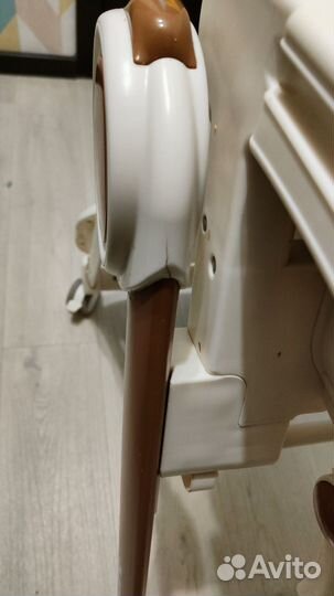 Стульчик для кормления happy baby berny v2