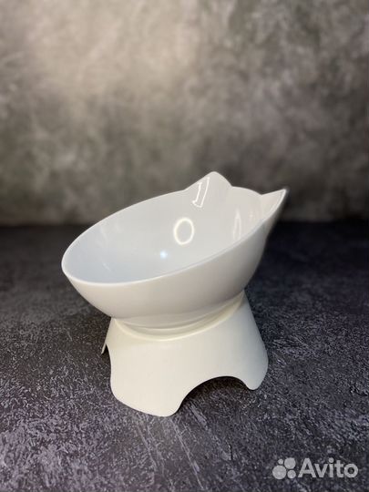 Миска для кошек и собак мелких пород